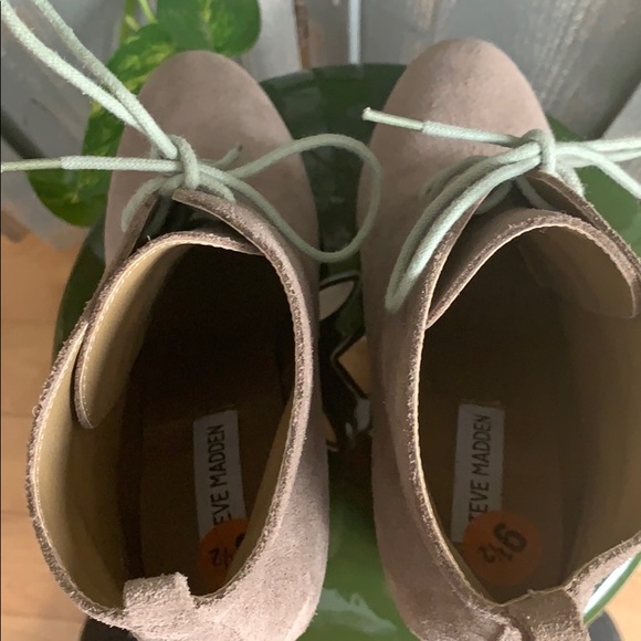 Steve Madden Suede wedge heel lace up boots - Picture 6 of 11